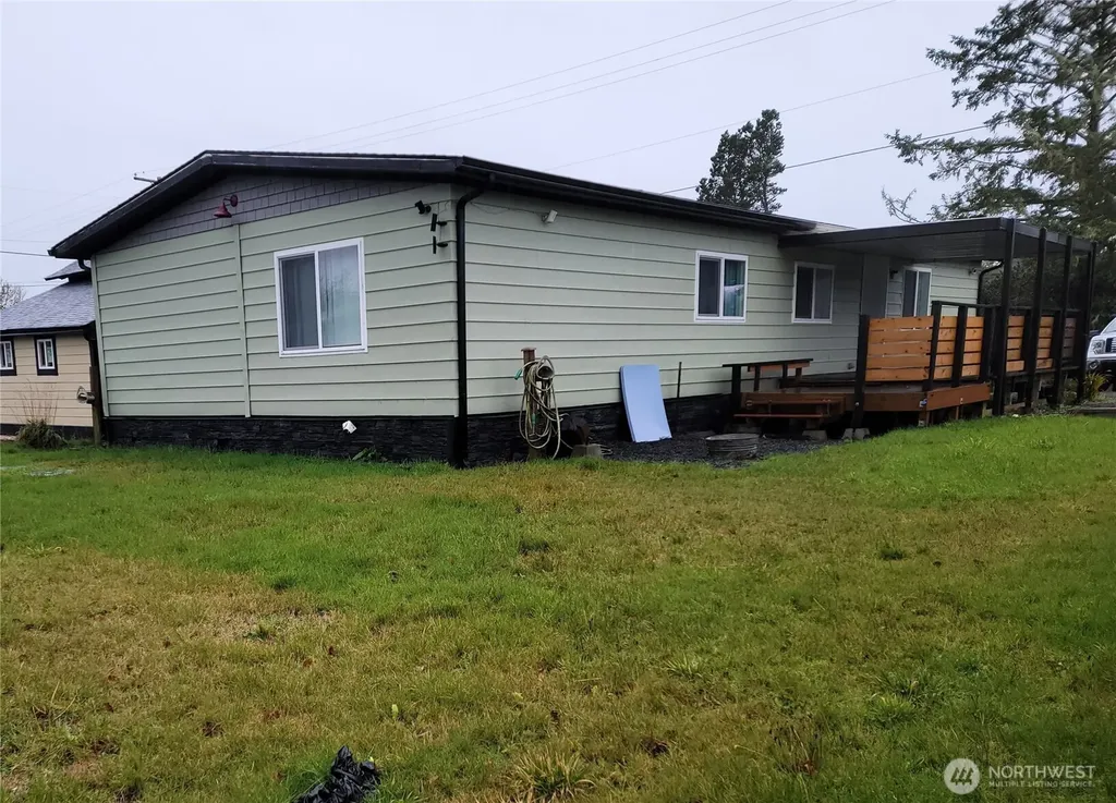 26506 Ridge Avenue Ocean Park WA 98640