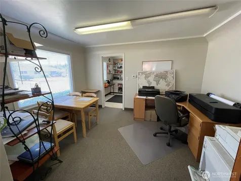 2606 E Main Puyallup WA 98372