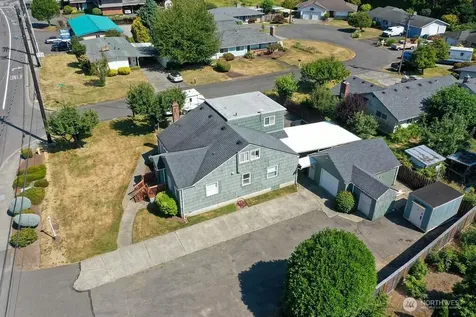 2606 E Main Puyallup WA 98372