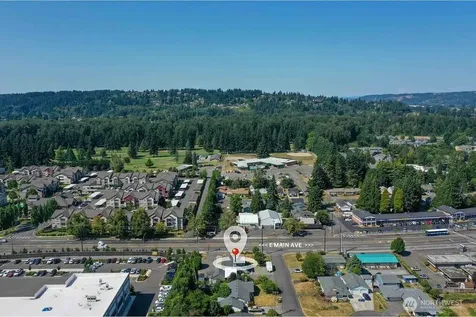 2606 E Main Puyallup WA 98372