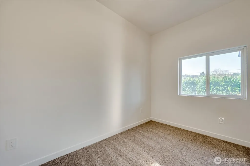 1107 Park Street Woodland WA 98674