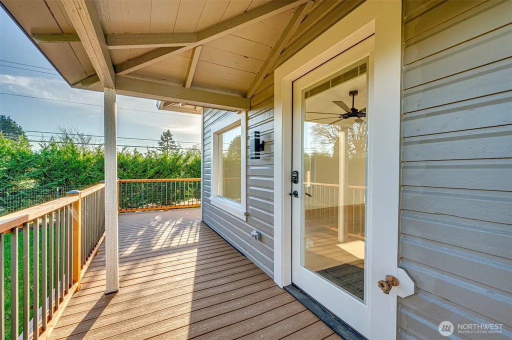 1107 Park Street Woodland WA 98674