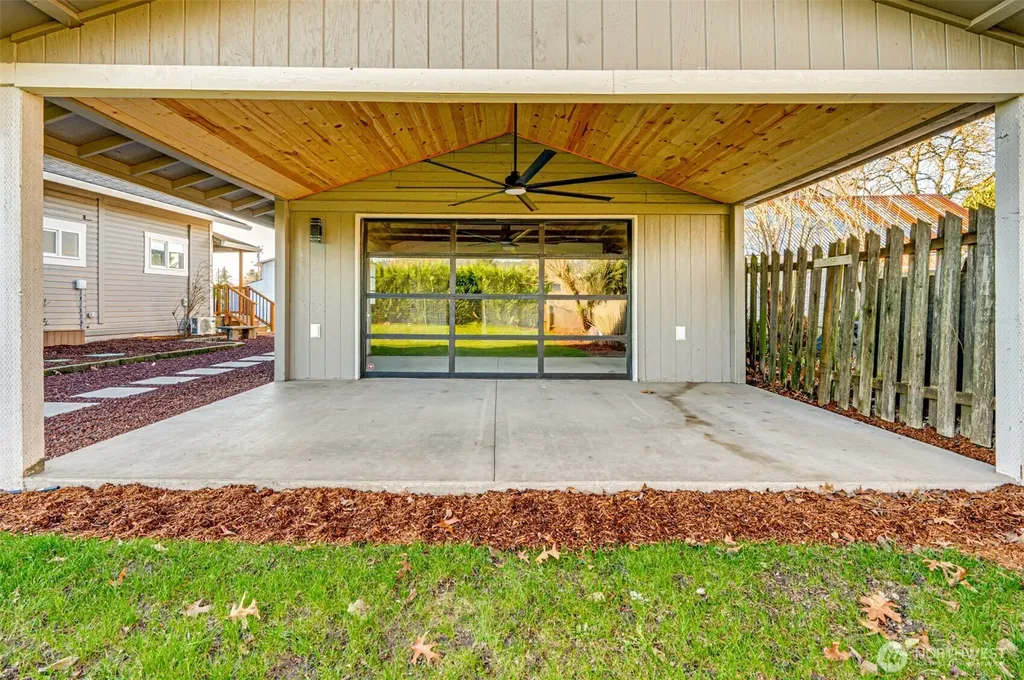 1107 Park Street Woodland WA 98674