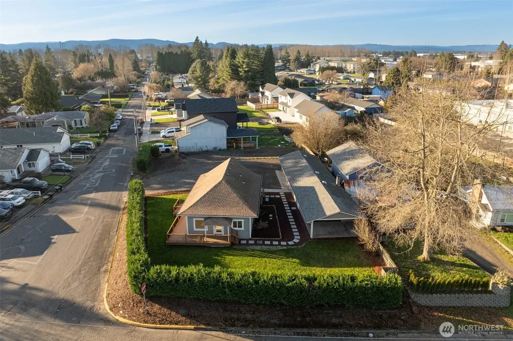 1107 Park Street Woodland WA 98674