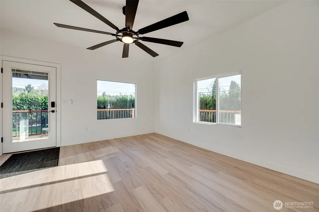 1107 Park Street Woodland WA 98674