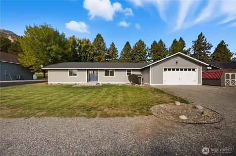 99 Golf Course Drive Pateros WA 98846
