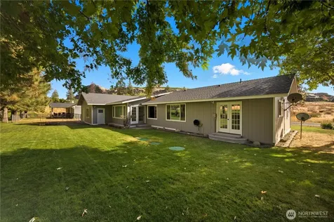 99 Golf Course Drive Pateros WA 98846