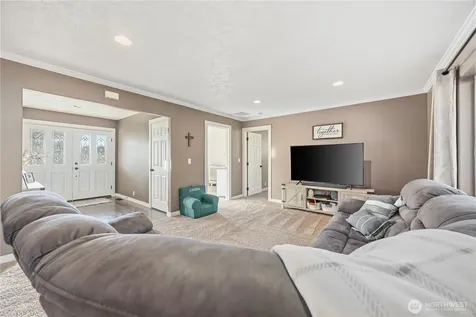 99 Golf Course Drive Pateros WA 98846
