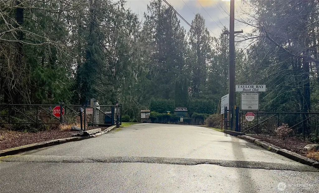 8315 175th Avenue SW Longbranch WA 98351
