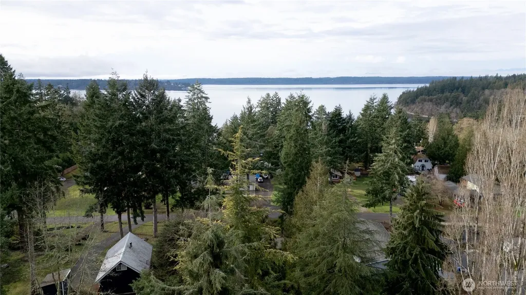8315 175th Avenue SW Longbranch WA 98351