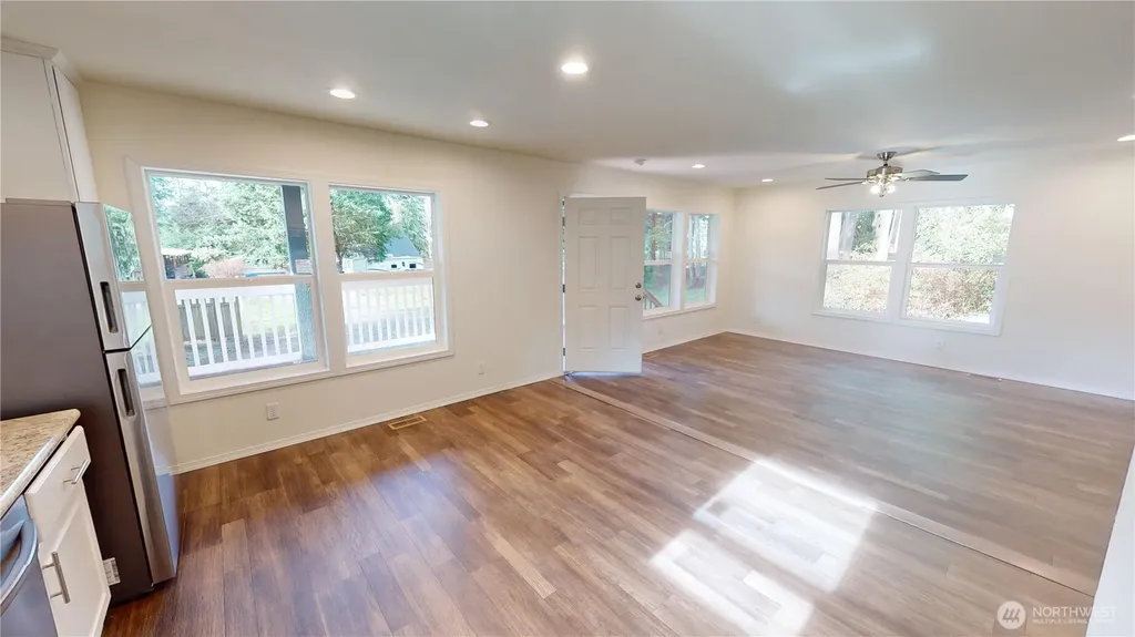 8315 175th Avenue SW Longbranch WA 98351