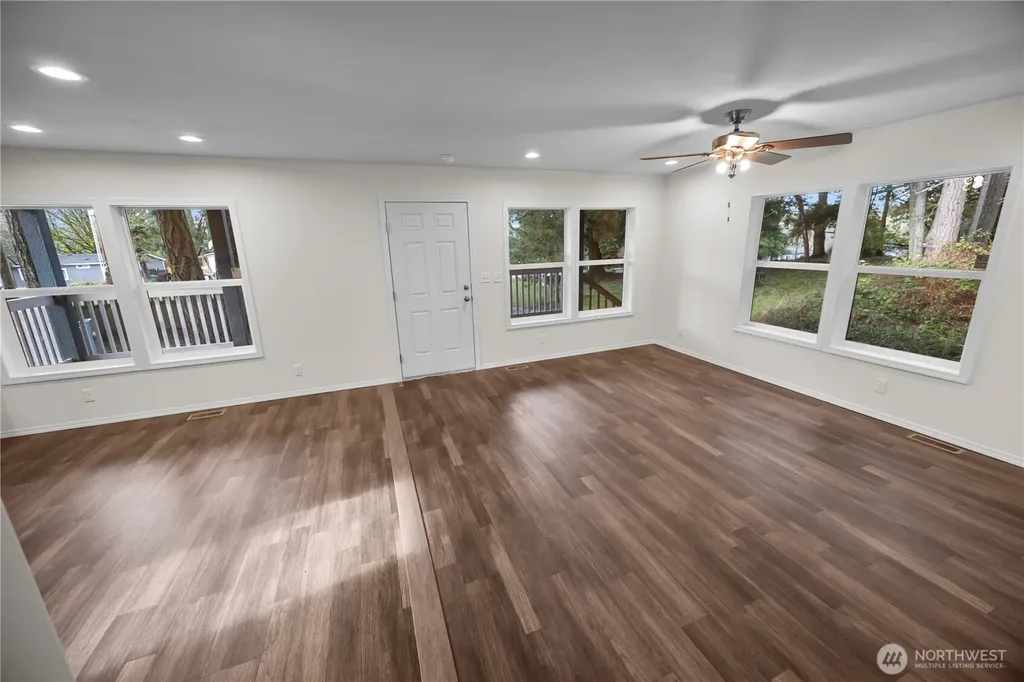 8315 175th Avenue SW Longbranch WA 98351