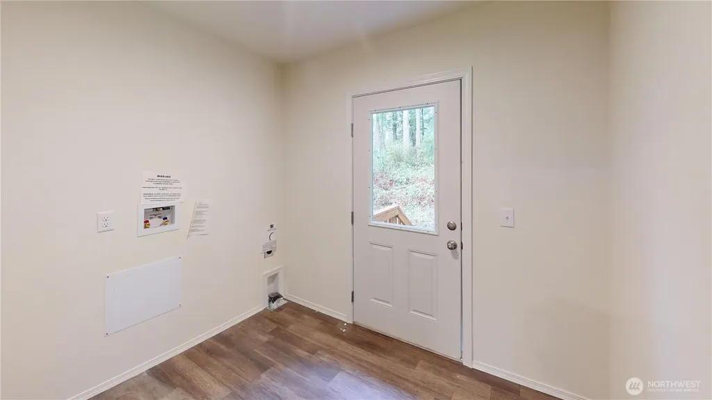 8315 175th Avenue SW Longbranch WA 98351