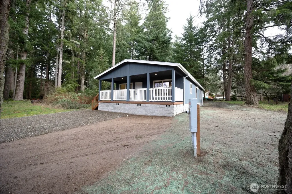 8315 175th Avenue SW Longbranch WA 98351