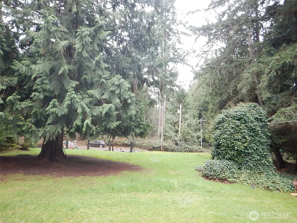 1517 56th Street NW Tulalip WA 98271