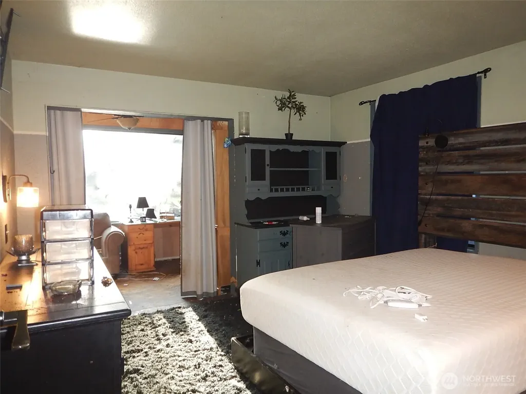 1517 56th Street NW Tulalip WA 98271