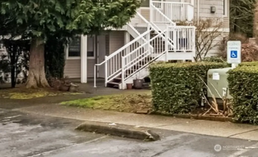11130 SE 208th Street Kent WA 98031