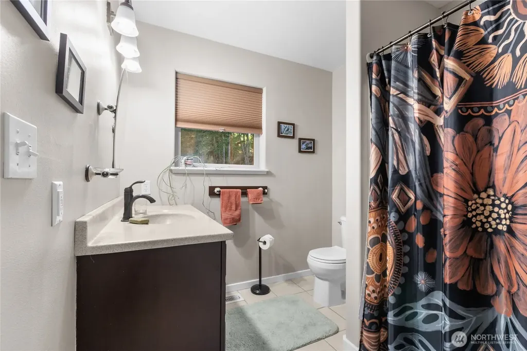 1103 Berry Way Lummi Island WA 98262
