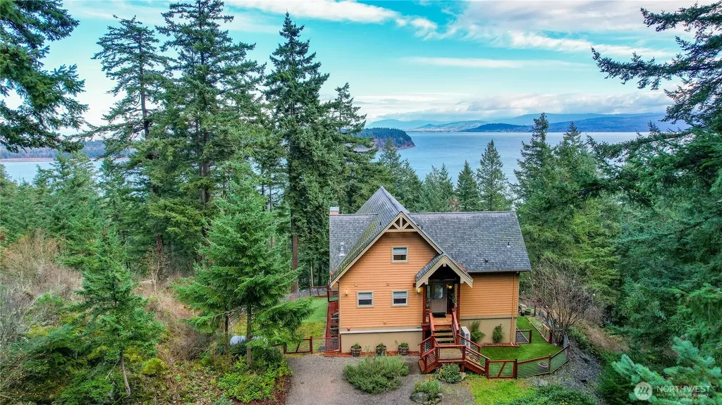 1103 Berry Way Lummi Island WA 98262