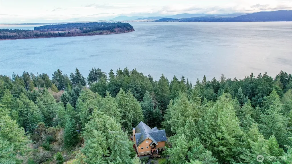 1103 Berry Way Lummi Island WA 98262