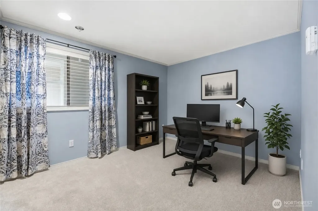 2253 Gilman Drive W Seattle WA 98119