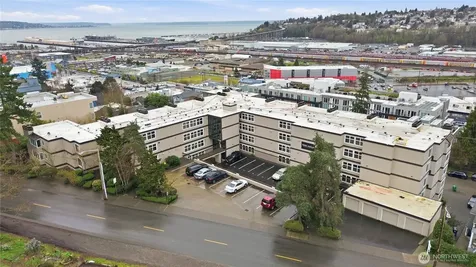 2253 Gilman Drive W Seattle WA 98119