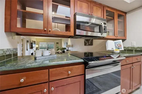 2253 Gilman Drive W Seattle WA 98119