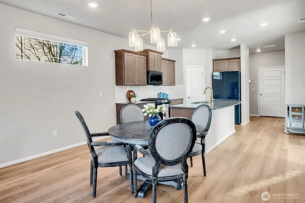 32359 Tolmie Lane Black Diamond WA 98010