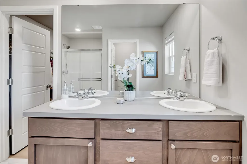 32359 Tolmie Lane Black Diamond WA 98010