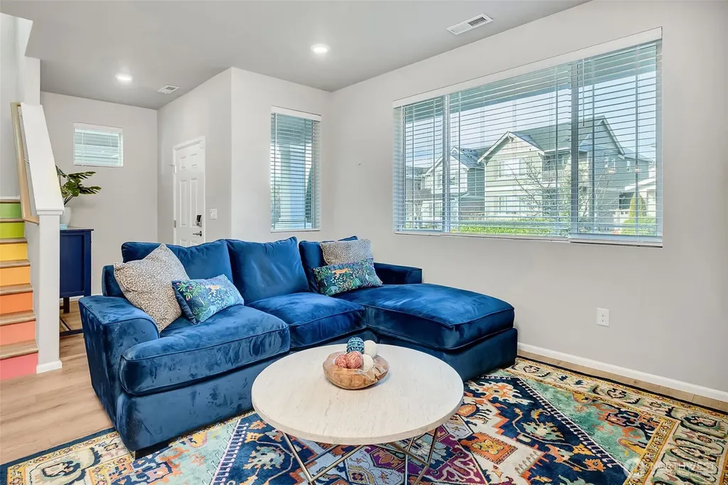 32359 Tolmie Lane Black Diamond WA 98010