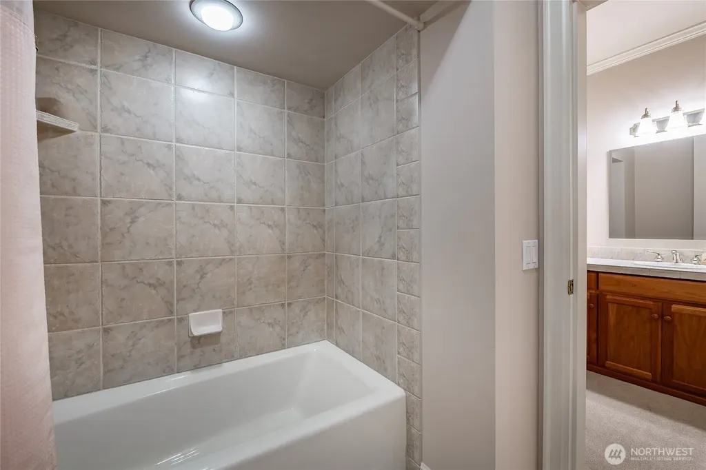 5429 Canvasback Road Blaine WA 98230
