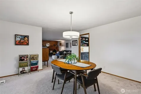 1209 S 10th Street Mount Vernon WA 98274