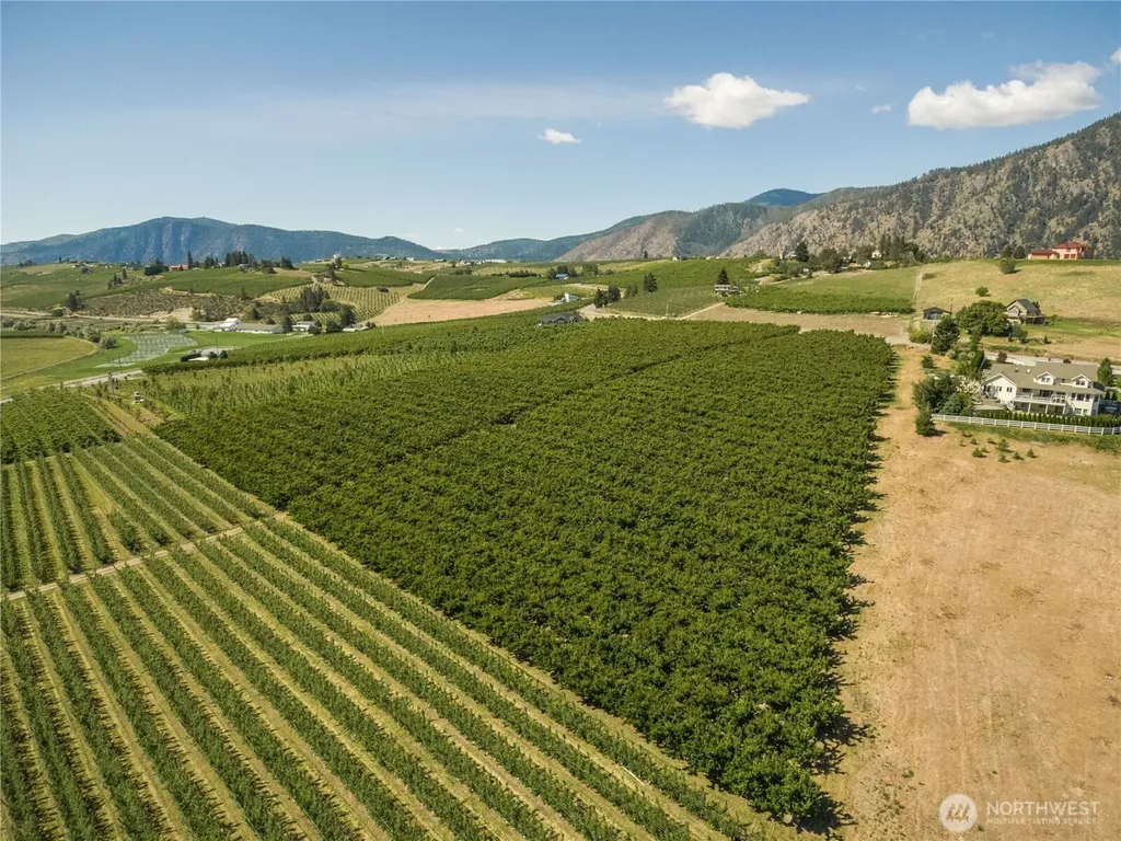 950 Loop Avenue Manson WA 98831