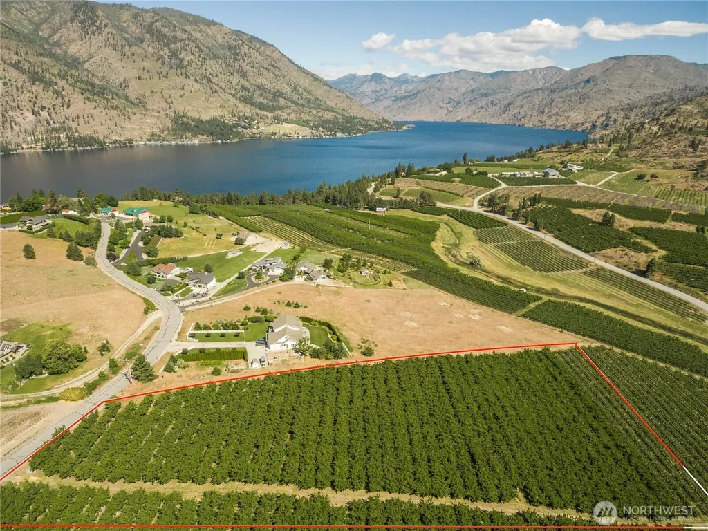 950 Loop Avenue Manson WA 98831