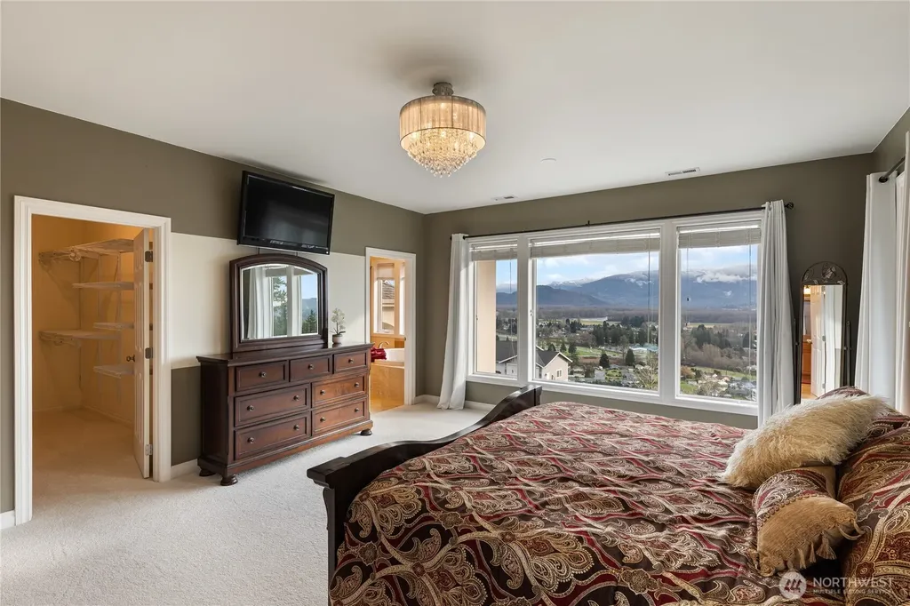 865 Burlington Heights Drive Burlington WA 98233