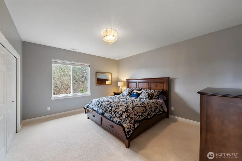 865 Burlington Heights Drive Burlington WA 98233