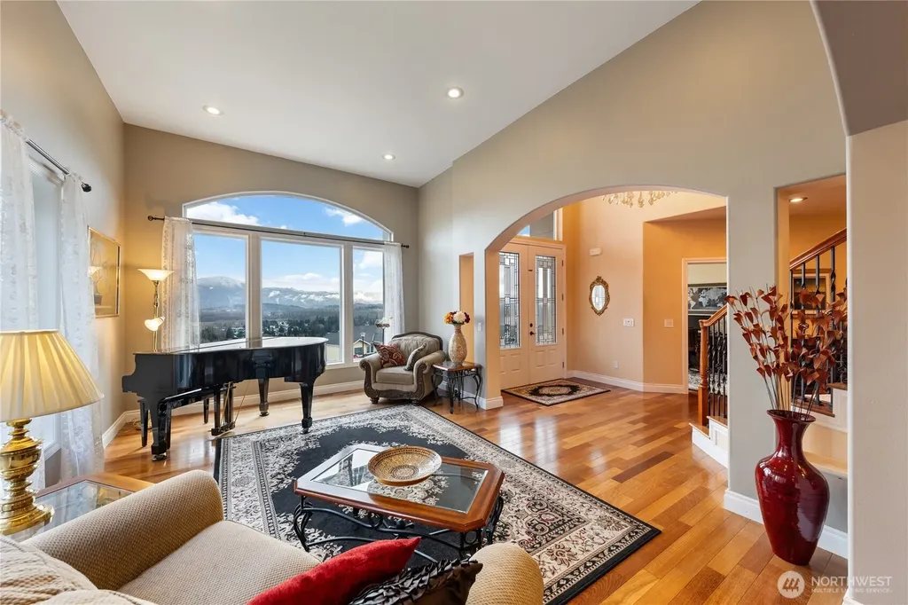 865 Burlington Heights Drive Burlington WA 98233