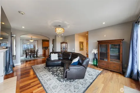 865 Burlington Heights Drive Burlington WA 98233
