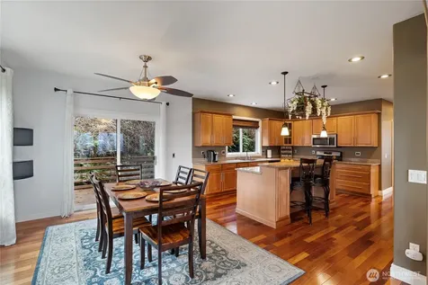 865 Burlington Heights Drive Burlington WA 98233