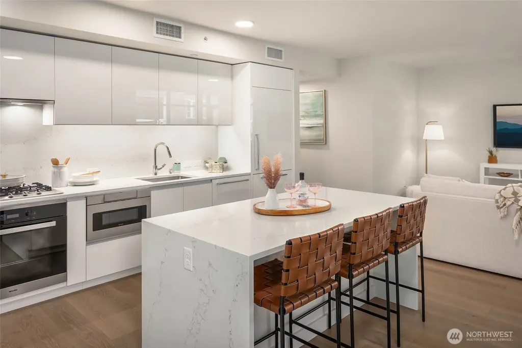 1250 Alki Avenue SW Seattle WA 98116