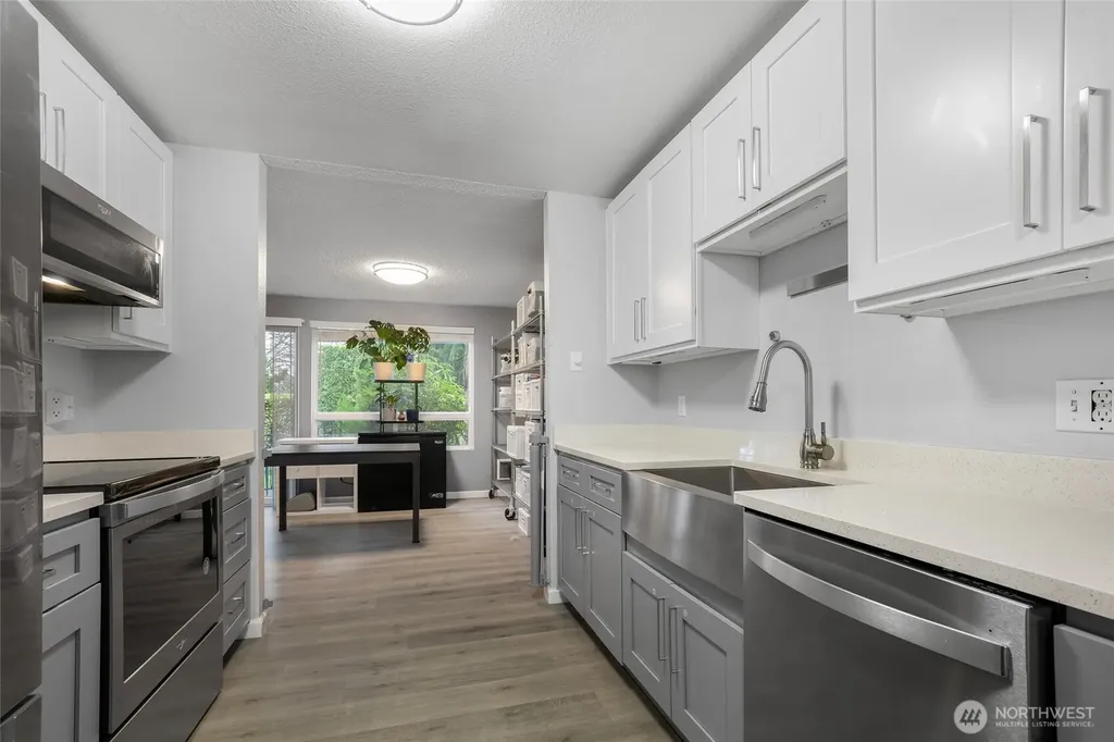 2007 SW 318th Place Federal Way WA 98023