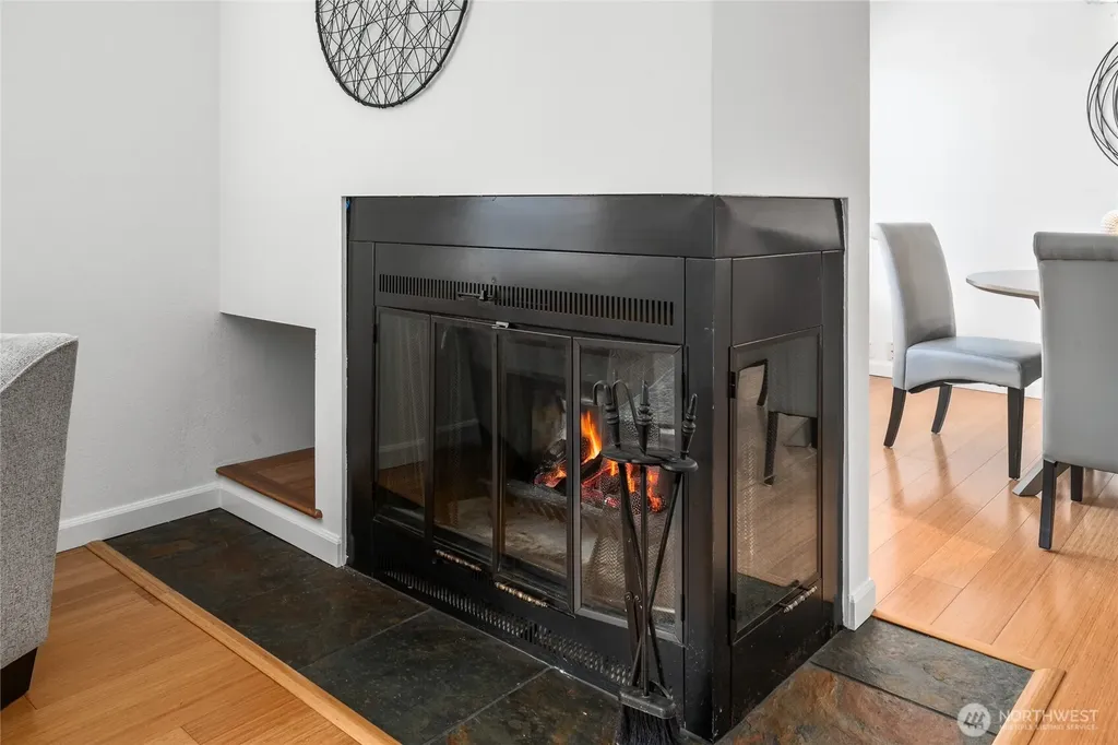 410 W Roy Street Seattle WA 98119