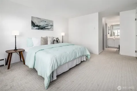 410 W Roy Street Seattle WA 98119