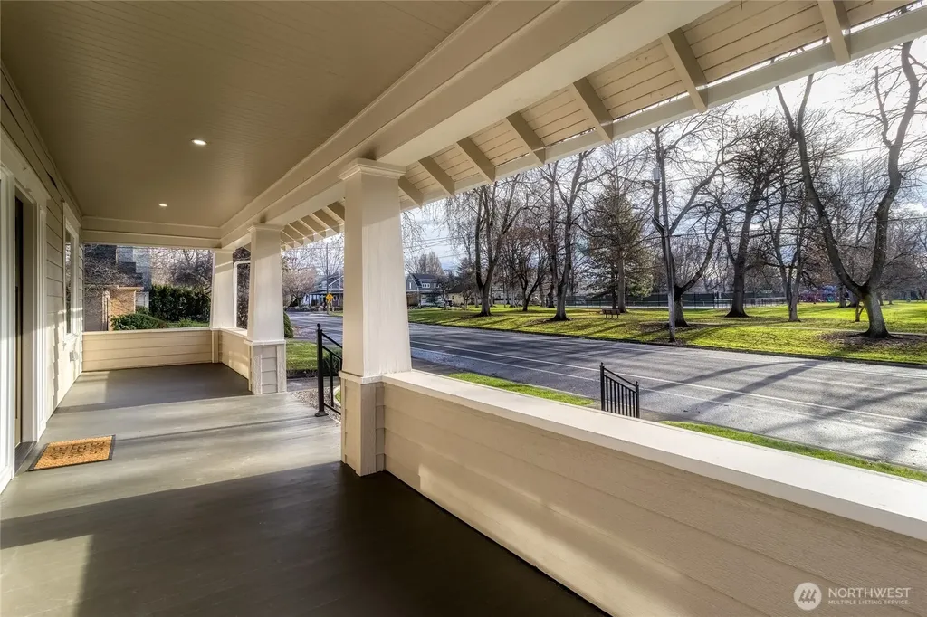 1037 E Alder Street Walla Walla WA 99362