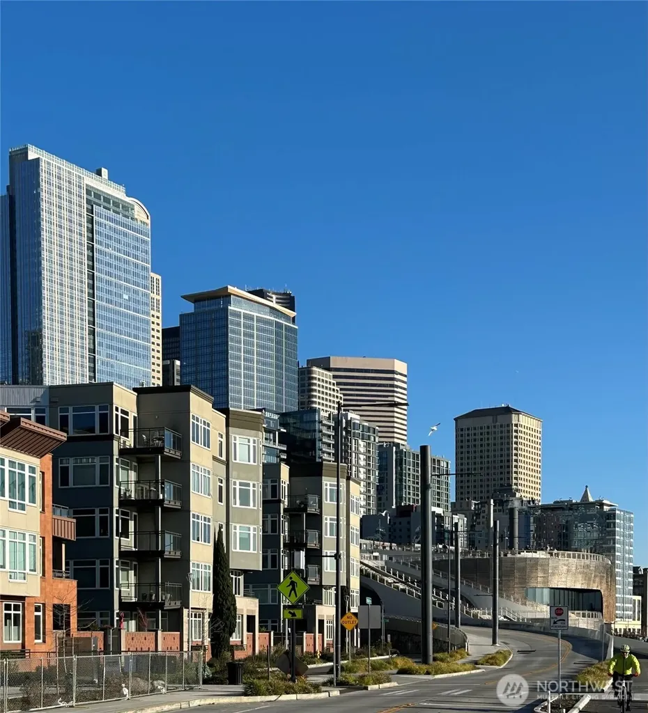 1900 Alaskan Way Seattle WA 98101