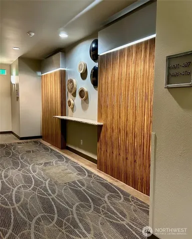 1900 Alaskan Way Seattle WA 98101