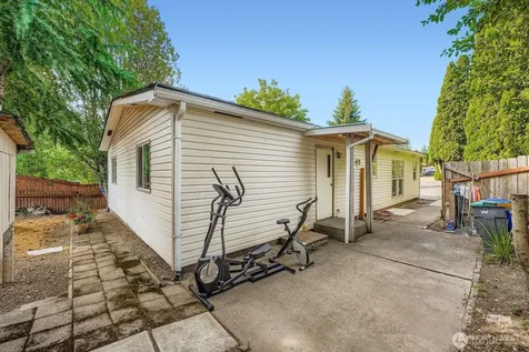 2431 S 371st Street Federal Way WA 98003