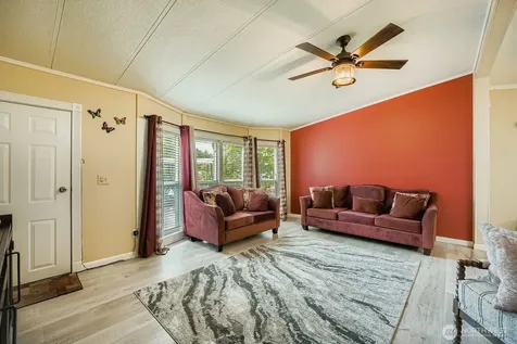 2431 S 371st Street Federal Way WA 98003