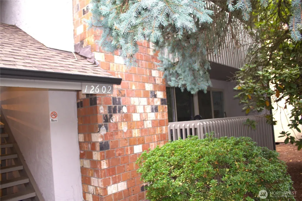 12602 NE 118th Street Kirkland WA 98034