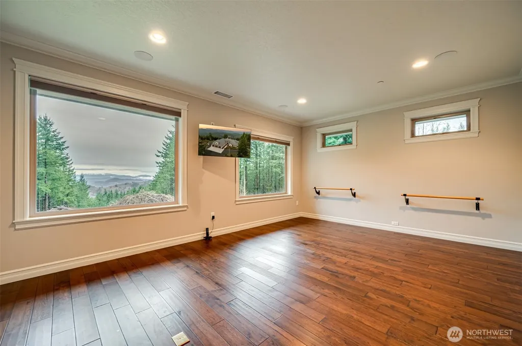421 Woodland Heights Road Woodland WA 98674